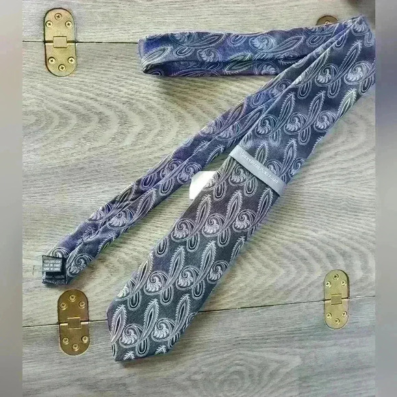 PERRY ELLIS NWT 100%  silk neck tie - Picture 7 of 7